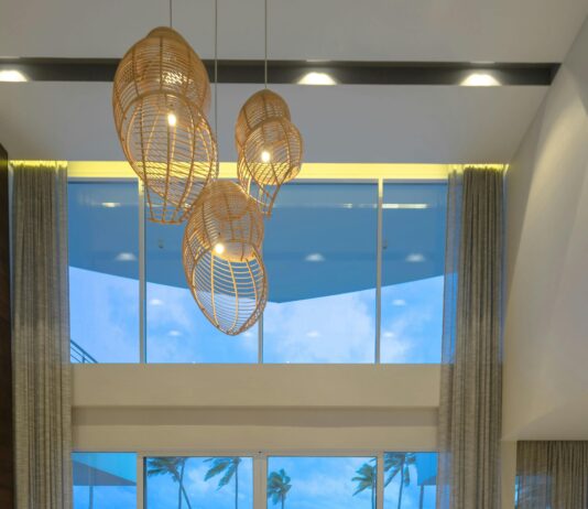 Four Seasons Sydney CBD: Discover Luxury and Unmatched Elegance Home