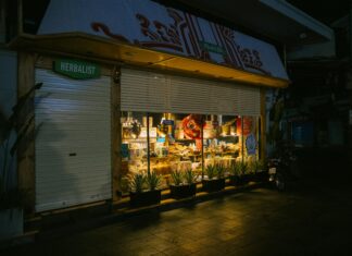 Herbs For Vaginal Dryness: Natural Remedies That Really Work