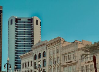 Hilton CBD New Orleans: Discover Luxury Stays and Hidden Gems