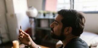 Social CBD Benefits: How It Enhances Your Daily Wellness Naturally